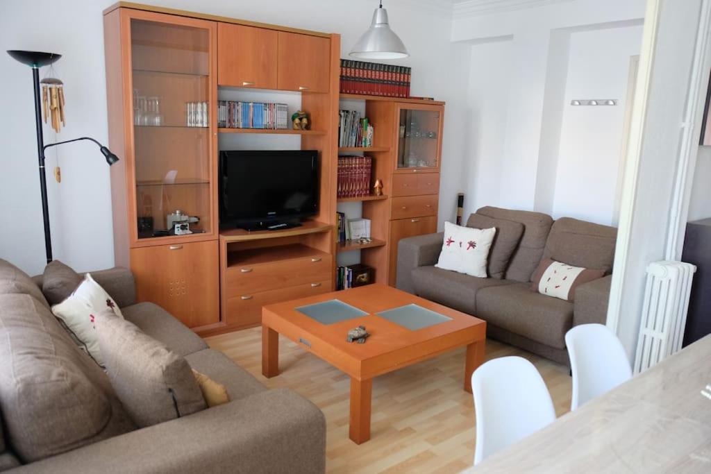 Apartamento “Las Calmas” En Huesca Ngoại thất bức ảnh